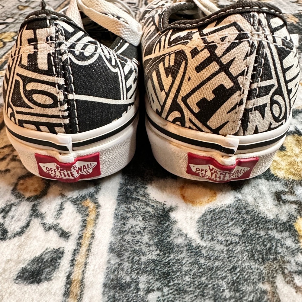 Vans Authentic Black White "Off the Wall" Logo Print Sneakers‎ Womens 6 Mens 4.5 - Picture 7 of 8